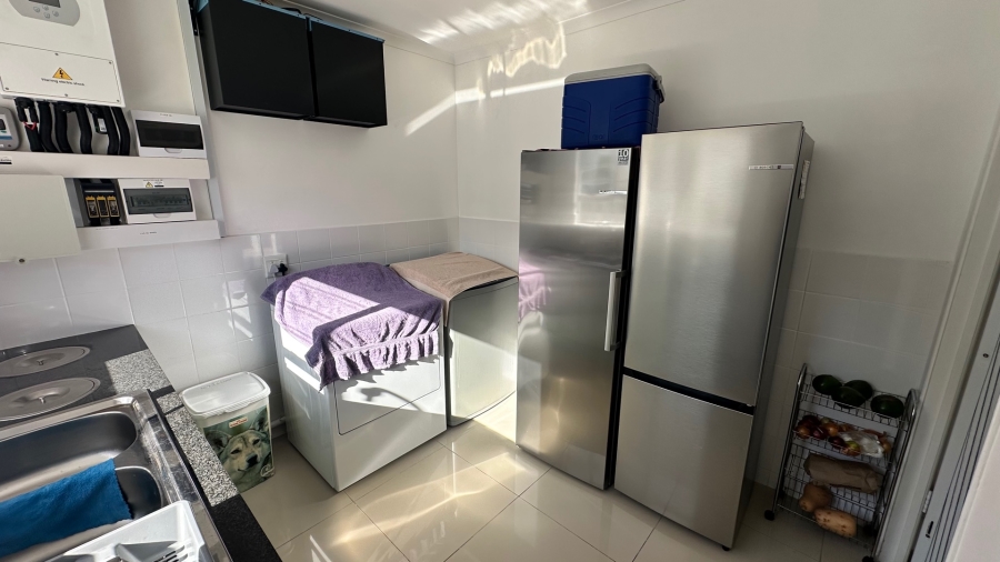 5 Bedroom Property for Sale in Dana Bay Western Cape